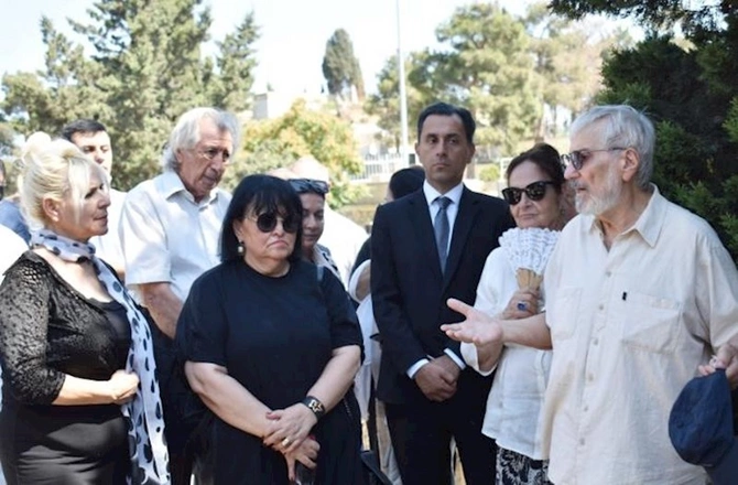 Xalq artisti Şahmar Ələkbərovun doğum günüdür — FOTOLAR