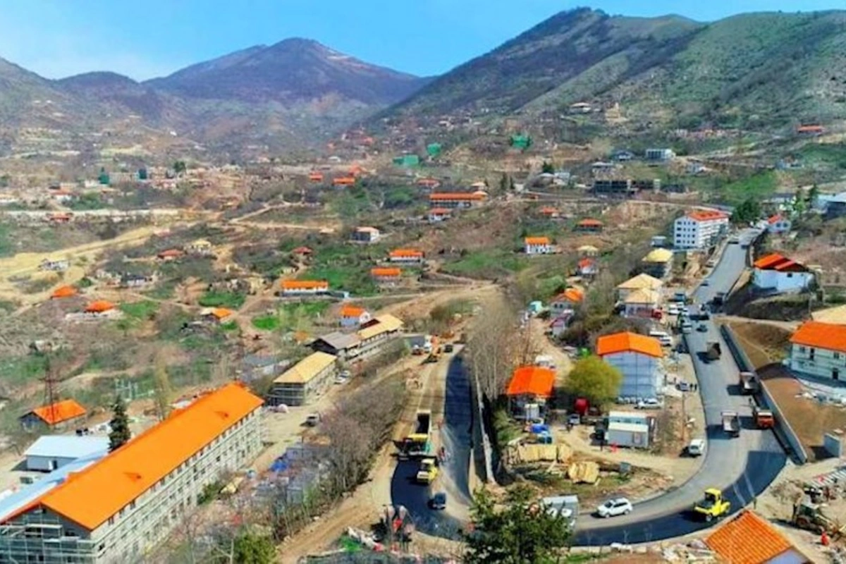 Laçın şəhərində Xalçaçılıq Mərkəzi açıldı