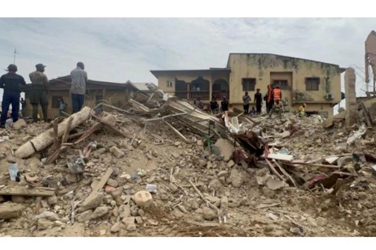 Nigeriyada bina çökdü: 2 ölü, 37 yaralı