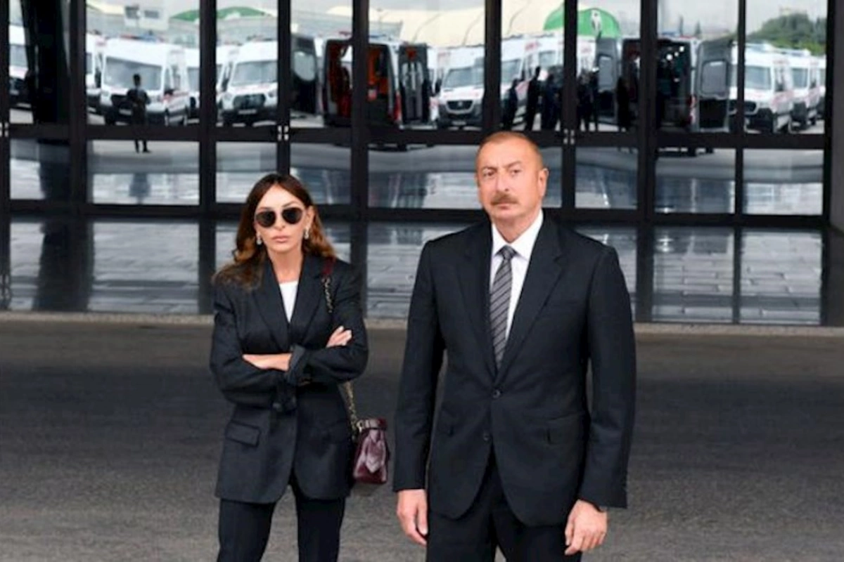 İlham Əliyev və Mehriban Əliyeva İstisuda tikinti işlərilə tanış olublar