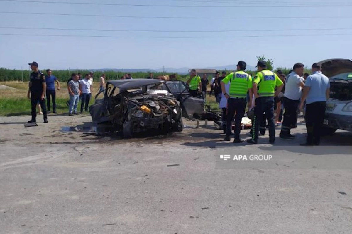 Ucarda ata və oğulun idarə etdiyi avtomobillər toqquşdu — YENİLƏNİB (FOTO)