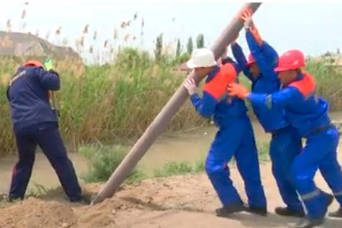 “Azərişıq” ASC Hacıqabulda yenidənqurma işlərini davam etdirir — VİDEO