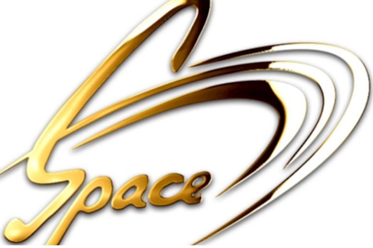 Tanınmış aparıcı “Space”dən getdi — AÇIQLAMA (FOTO)