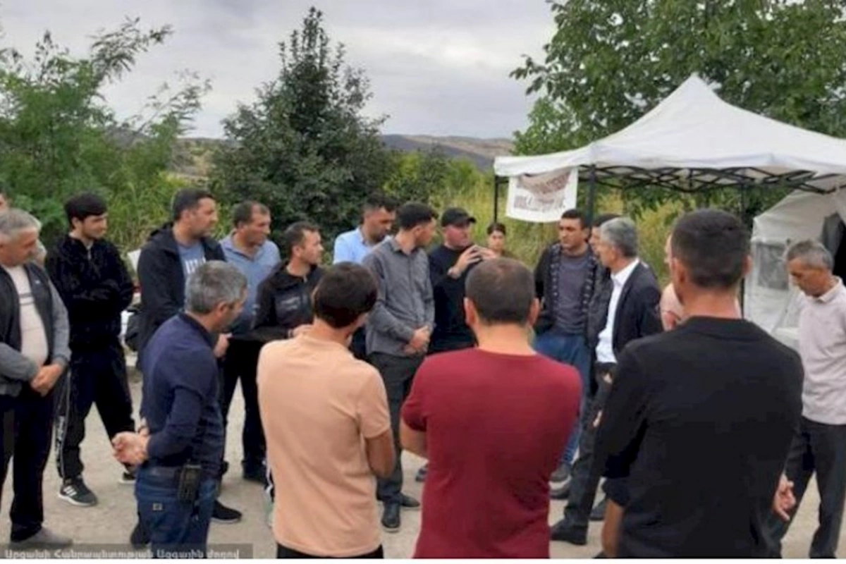 Ermənilər Əsgəran-Xankəndi yolunu beton istehkamlarla BAĞLADI