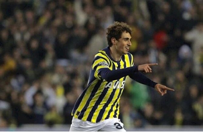 Acun Fənərbaxçadan futbolçu aldı — FOTO