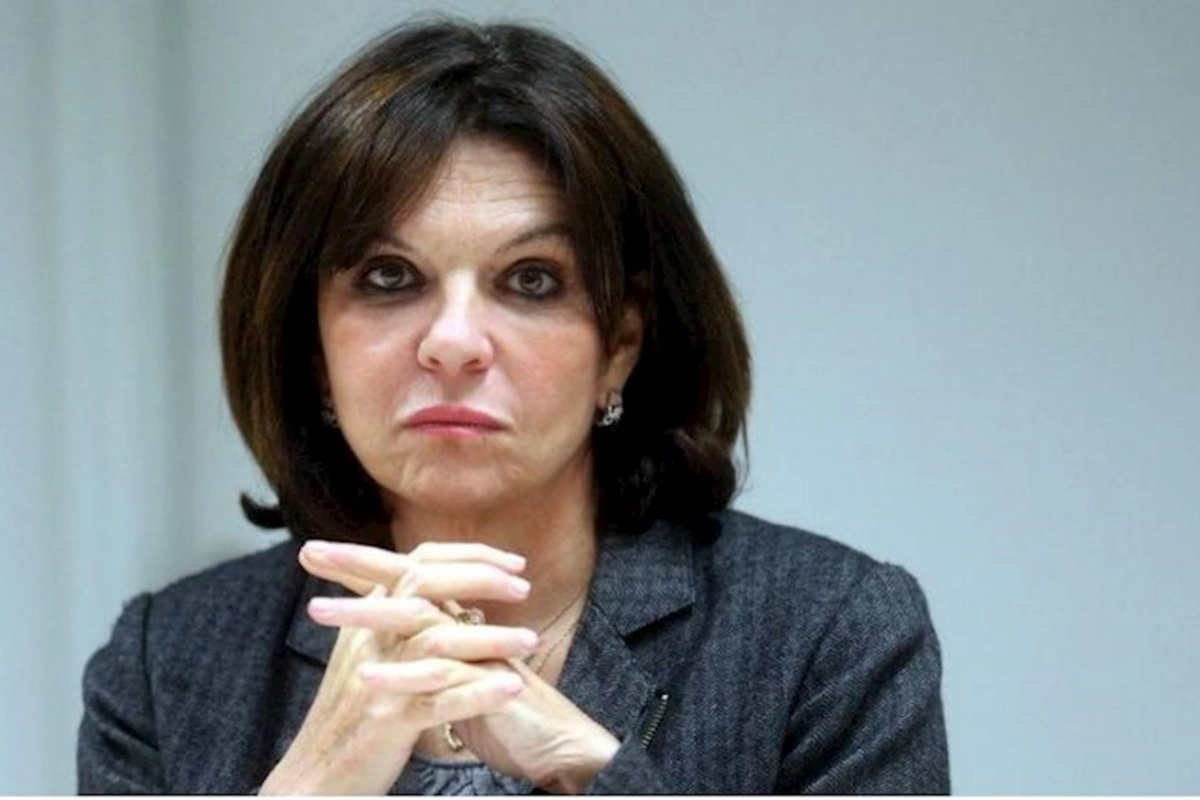 Fransalı senator Azərbaycandan ÜZR İSTƏDİ