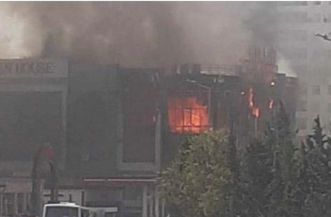 Sumqayıtda məşhur şadlıq sarayı YANIR — FOTOLAR