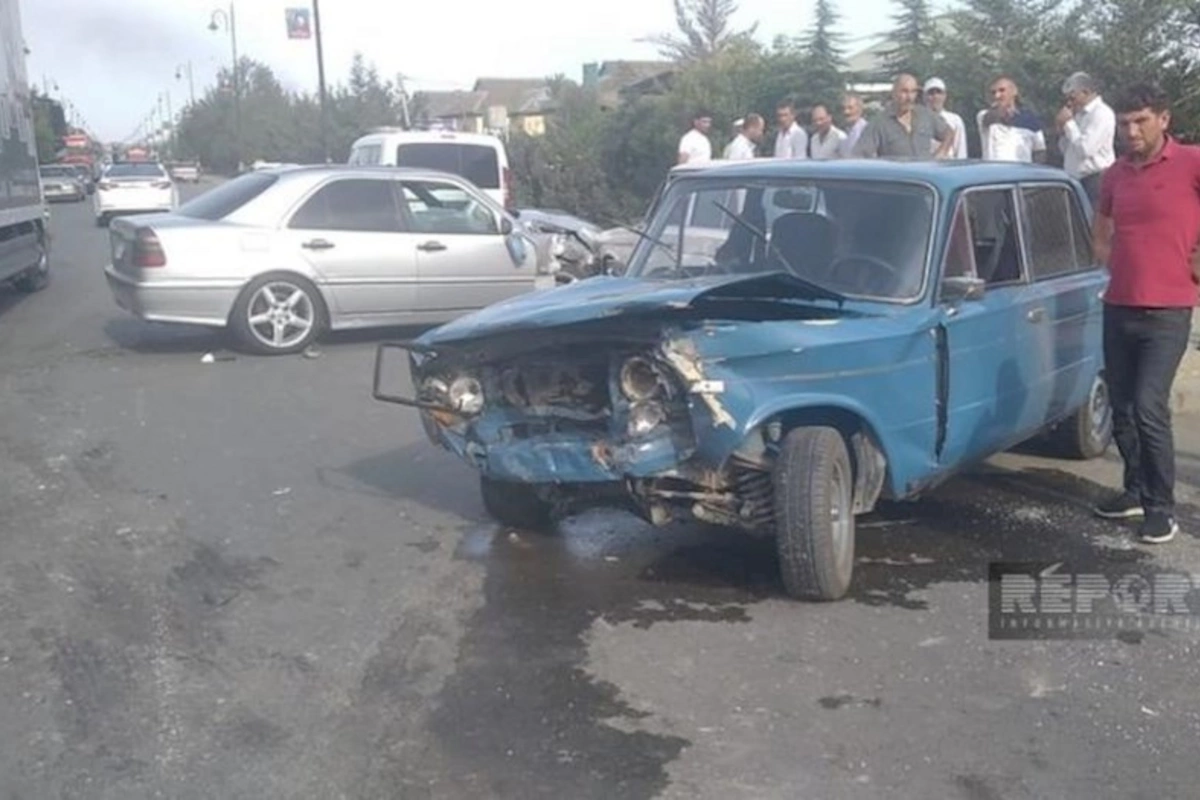 Cəlilabadda zəncirvari yol qəzası olub, xəsarət alanlar var