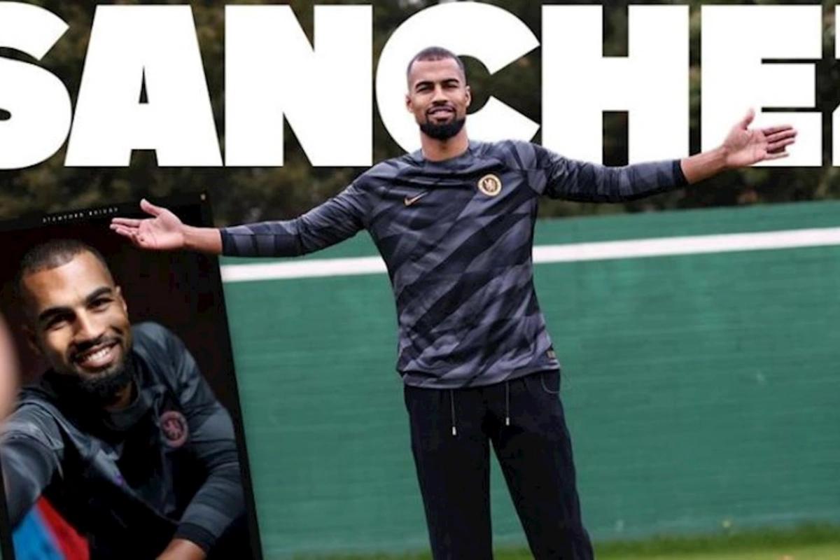 “Çelsi” İspaniya millisinin qapıçısını 20 milyon avroya transfer etdi