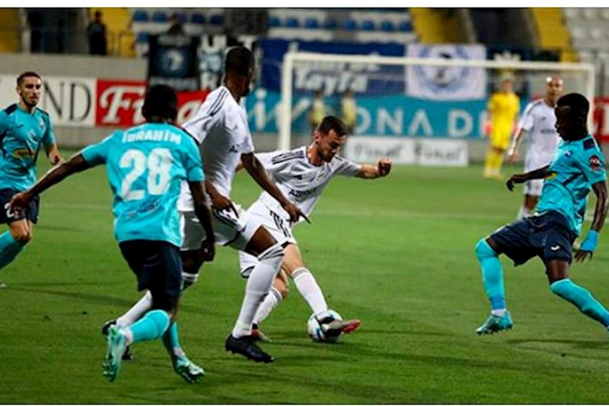 “Qarabağ” ilk oyununda məğlub oldu