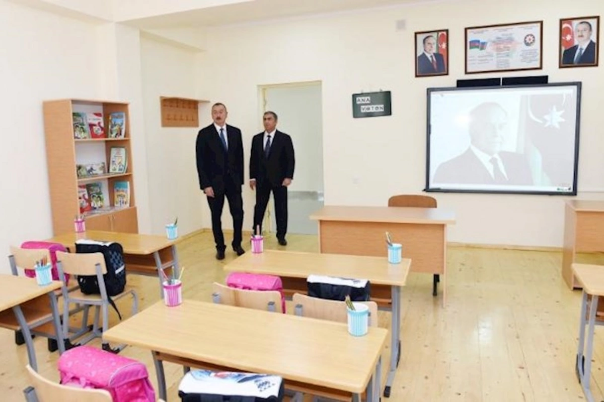 Şəmkirdə məktəb-liseyin yeni binasının açılışı olub