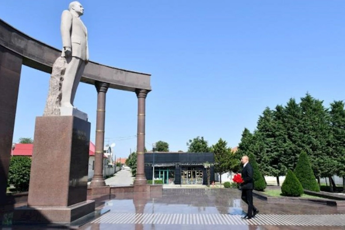 İlham Əliyev Şəmkirdə səfərdədir — FOTOLAR