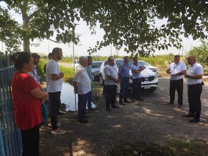 Həftənin ilk Açıq mikrofon aksiyası Yevlaxda baş tutdu — FOTO Həftənin ilk Açıq mikrofon aksiyası Yevlaxda baş tutdu — FOTO