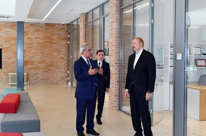 Prezident ADA Universiteti Qazax Mərkəzində — FOTOLAR (YENİLƏNİB)