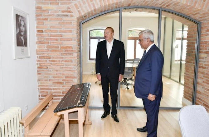 Prezident ADA Universiteti Qazax Mərkəzində — FOTOLAR (YENİLƏNİB)