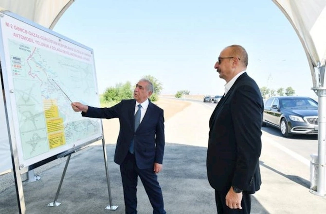 Prezident Gəncə-Qazaxbəyli yolunun açılışında iştirak etdi — FOTOLAR