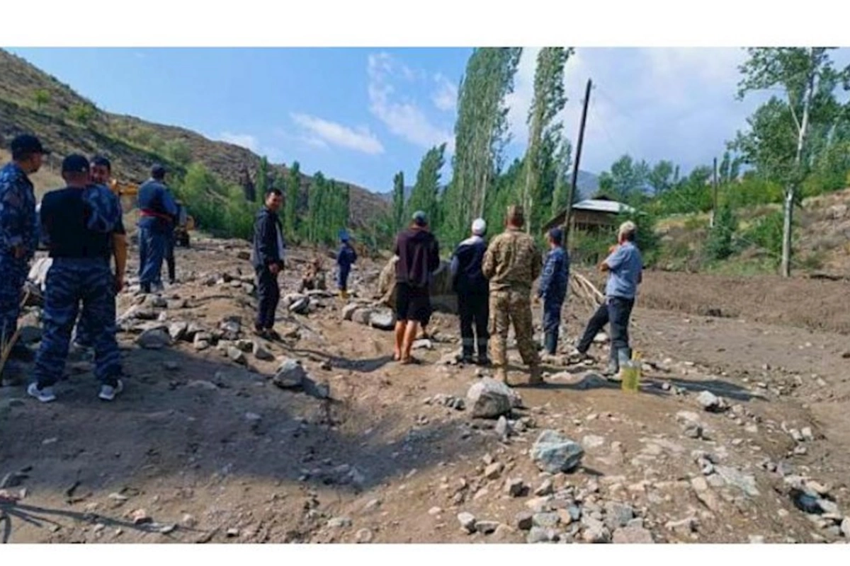 Qırğızıstanda daşqın nəticəsində 92 evə ziyan dəydi