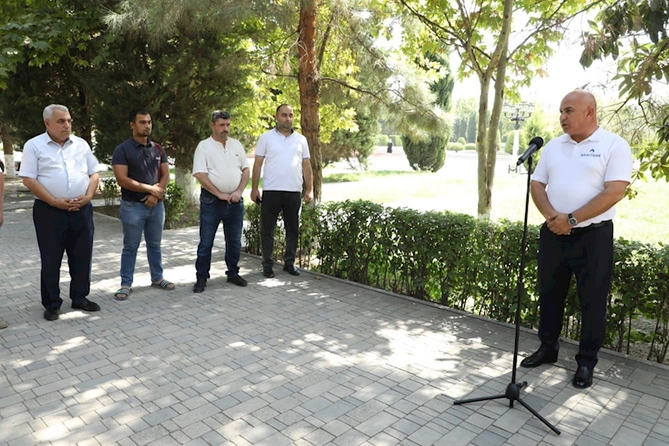 Sahibkarlarla növbəti görüş Beyləqan rayonunda keçirildi — FOTOLAR Sahibkarlarla növbəti görüş Beyləqan rayonunda keçirildi — FOTOLAR