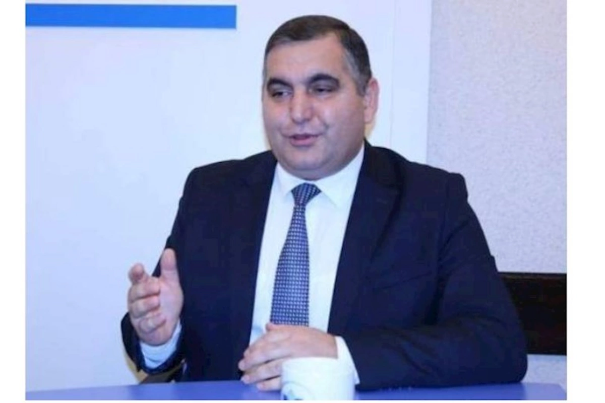 İki yumurtaya görə o boyda nazirə ağız açım?..
