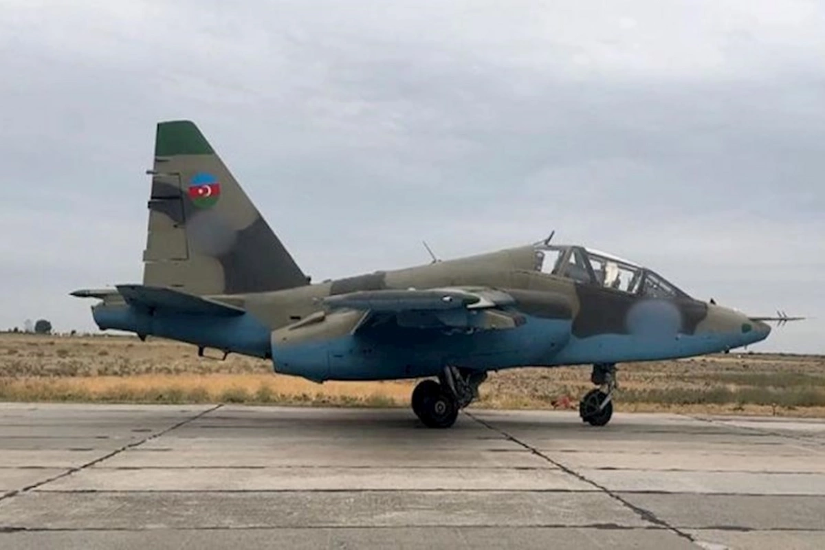 Ordumuz Su-25 qırıcılarını havaya qaldırdı — VİDEO