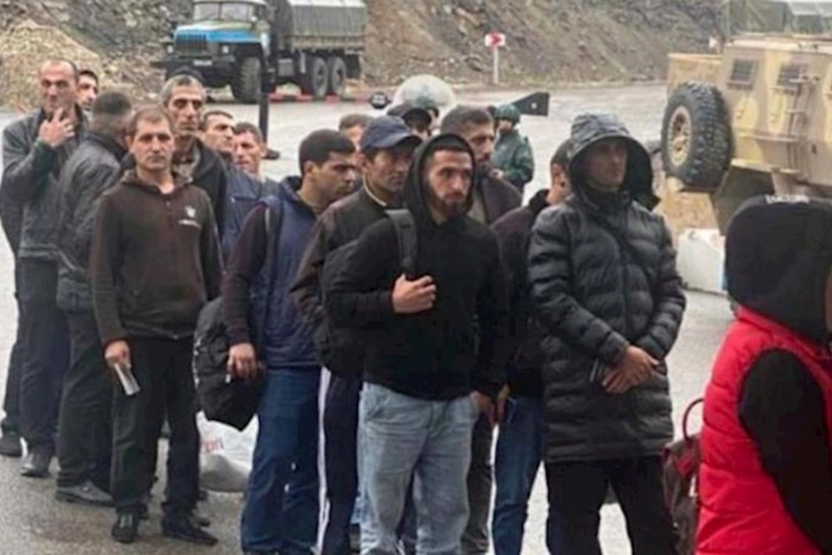 Erməni hərbçilər tələbə adı ilə Qarabağdan çıxarılır? — İDDİA