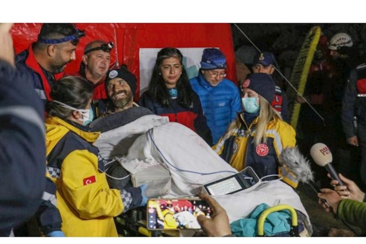Mağarada qalan amerikalı alpinist xilas edildi
