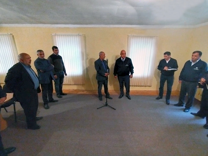 “Səyyar qəbul otağı” Ərəbşalbaş kənd sakinlərinin ixtiyarında oldu — FOTOLAR