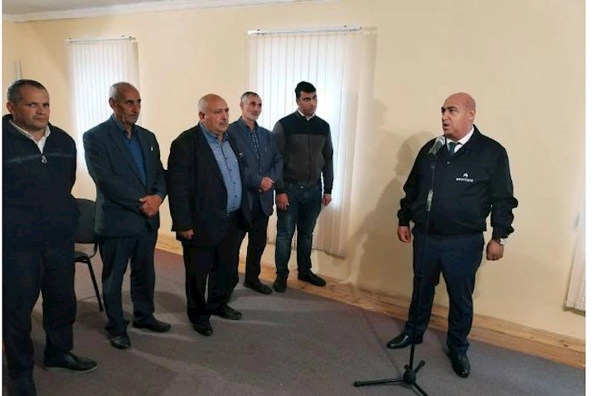 “Səyyar qəbul otağı” Ərəbşalbaş kənd sakinlərinin ixtiyarında oldu — FOTOLAR