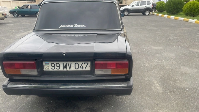 Nömrəsiz maşın sürənlər saxlanıldı — FOTOLAR