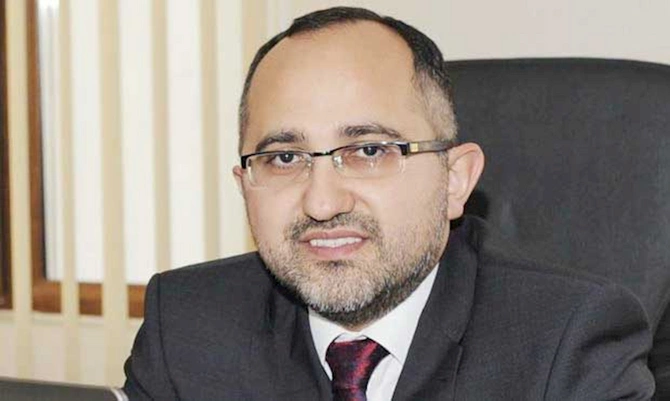 Banklar iri sahibkarlara kredit ayırmır — Pulu olan fikirləşir ki, burada biznes qurmaqdansa...