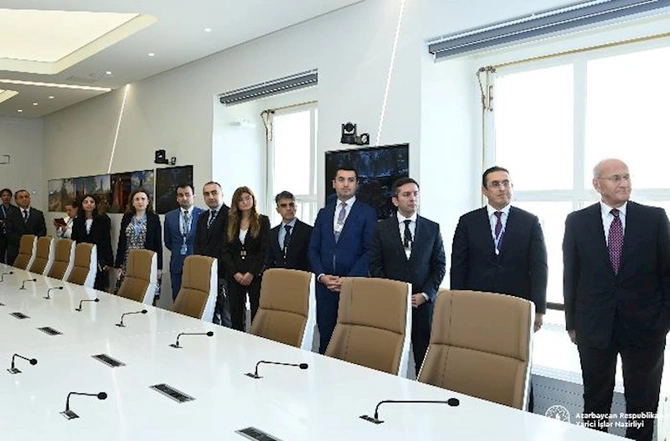 BMT-nin Cenevrədəki tarixi binasında Azərbaycan otağı açıldı — FOTO BMT-nin Cenevrədəki tarixi binasında Azərbaycan otağı açıldı — FOTO