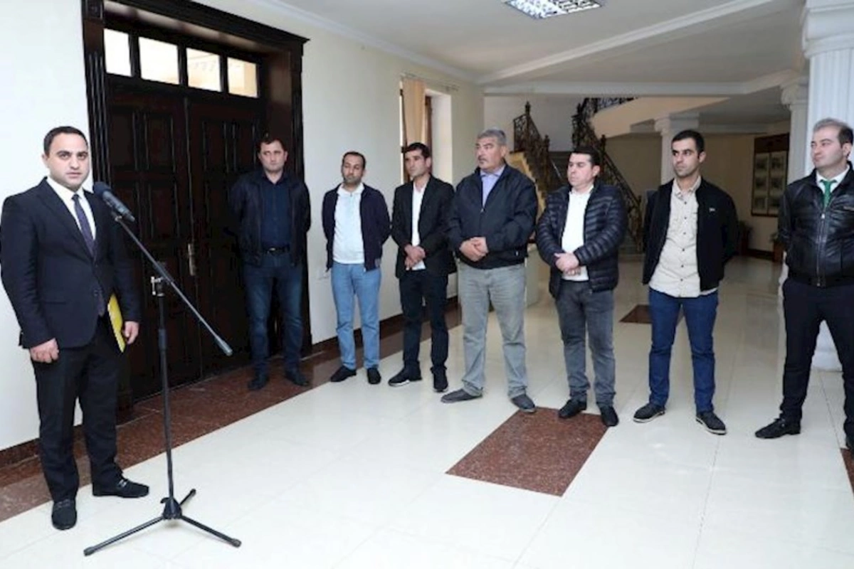 Kürdəmir rayonunun sahibkarları Açıq mikrofonda — FOTO