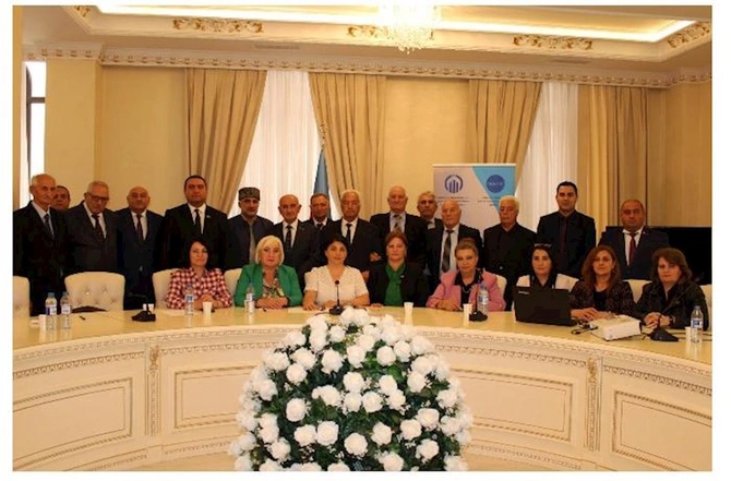 Sumqayıtda ictimai müzakirə keçirildi — FOTOLAR Sumqayıtda ictimai müzakirə keçirildi — FOTOLAR