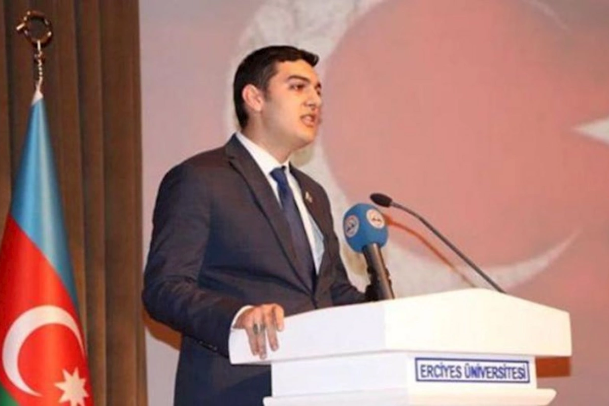 Tələbə qızları şantaj edən rəhbərdən xəbər var