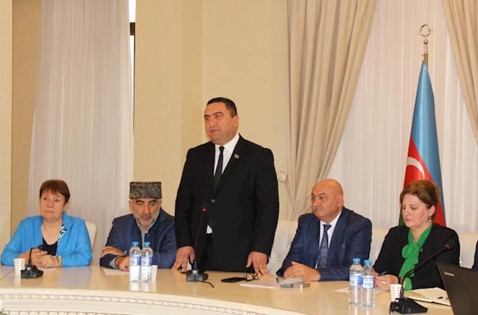 Sumqayıtda ictimai müzakirə keçirildi — FOTOLAR Sumqayıtda ictimai müzakirə keçirildi — FOTOLAR