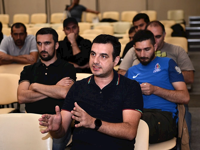 BOS-da idman jurnalistləri üçün seminar keçirildi — FOTOLAR
