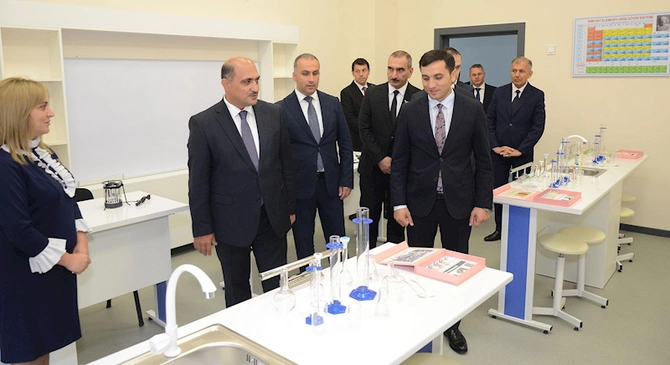 Şəkidə yeni məktəb binası istifadəyə verildi — FOTOLAR