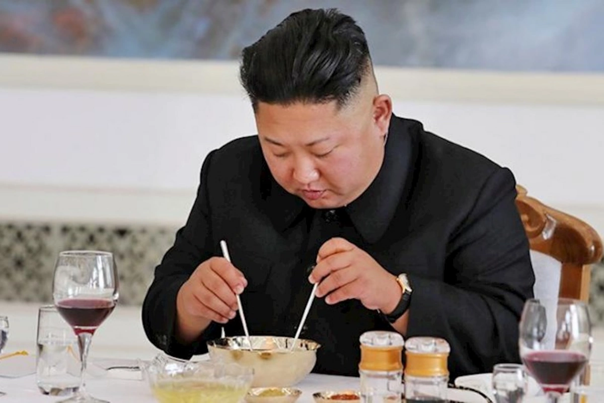 Əncirli ördək salatı, Kamçatka xərçəngi ilə pelmeni, balıq şorbası… — Putin Kim Çen Inı nələrə qonaq edəcək?
