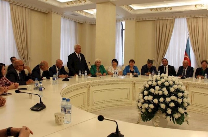 Sumqayıtda ictimai müzakirə keçirildi — FOTOLAR Sumqayıtda ictimai müzakirə keçirildi — FOTOLAR