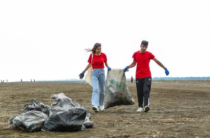 “Xəzəri qoruyaq” şüarı ilə genişmiqyaslı ekoloji aksiya keçiriləcək — FOTO “Xəzəri qoruyaq” şüarı ilə genişmiqyaslı ekoloji aksiya keçiriləcək — FOTO