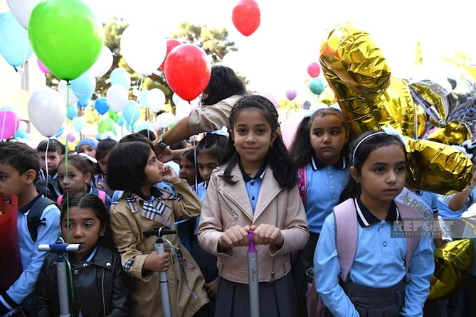 Birincilərin Bilik Günü sevinci — FOTOREPORTAJ