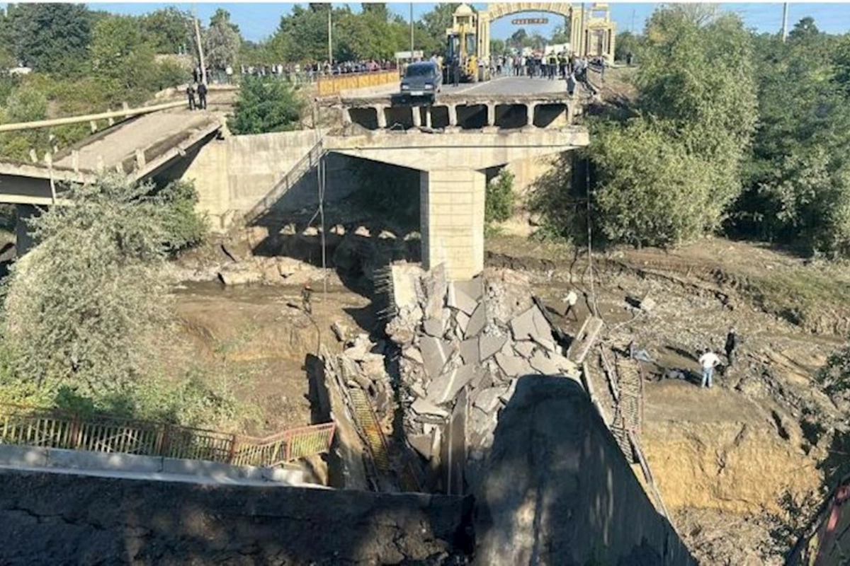 Xaçmazda körpü uçdu: Xudat və ətraf kəndlərlə əlaqə kəsildi — Yaralananlar var