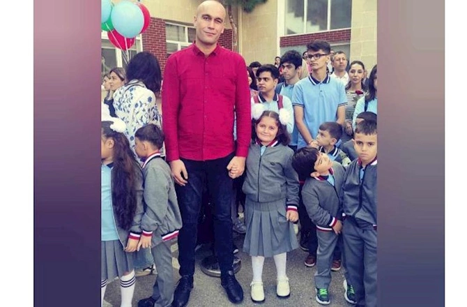 Jurnalistlərin məktəbə tələsən birinciləri — FOTOLAR