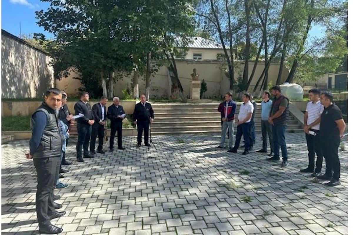 Çuxuryurd kəndinin abonentləri “Səyyar qəbul otağı”nda