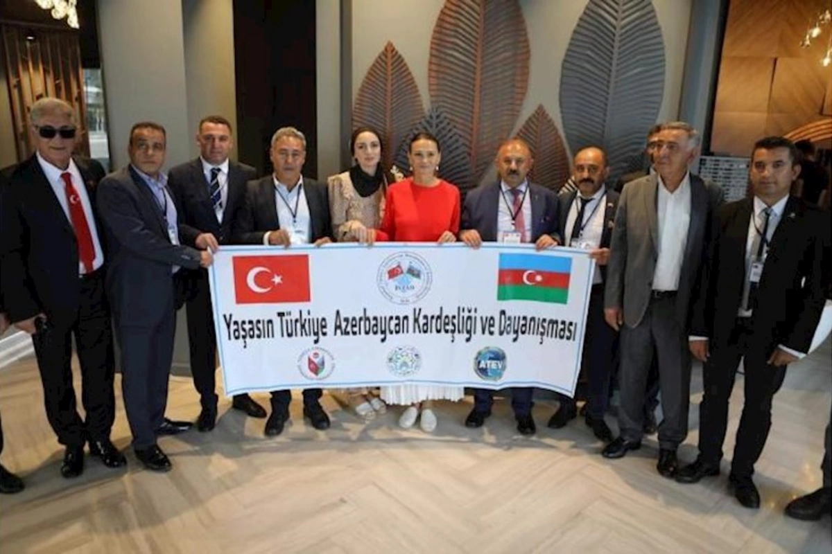 Millət vəkili Türkiyədən gələn QHT sədrini və heyətini qəbul edib — FOTOLAR
