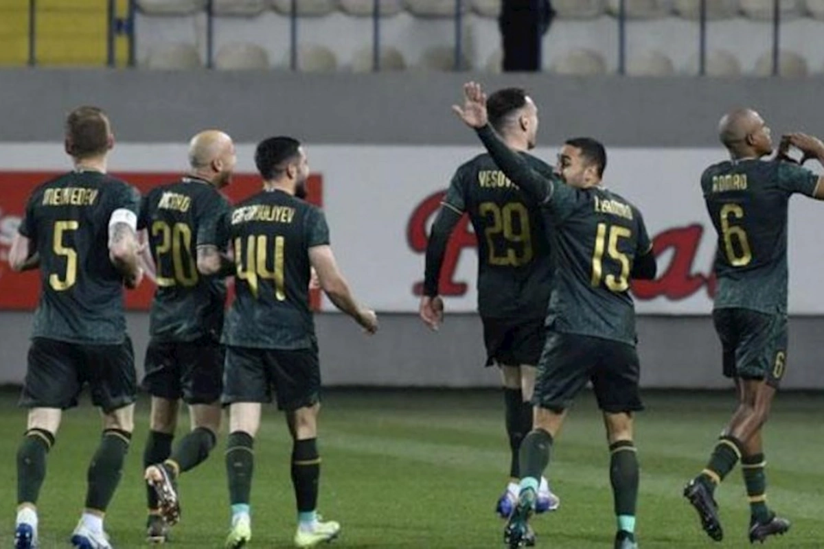 “Qarabağ” “Sabah”a, “Turan Tovuz” “Qəbələ”yə qarşı