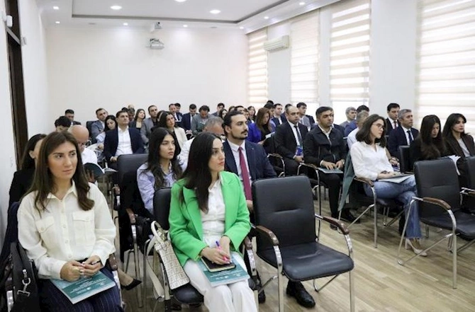 Vəkilliyə namizədlərlə icbari təlimə başlanıldı Vəkilliyə namizədlərlə icbari təlimə başlanıldı