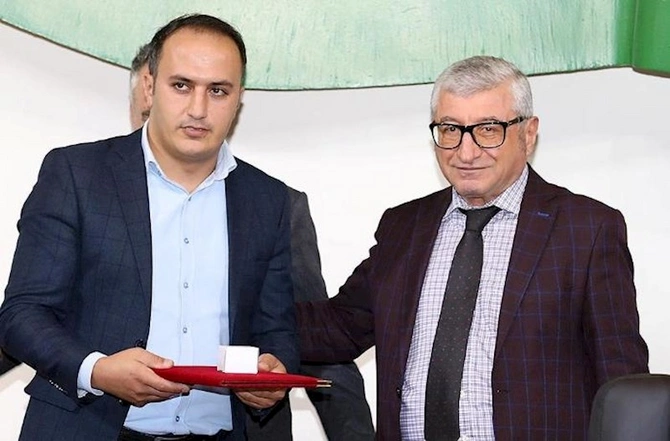“İlin peşəkar gənci” adına layiq görülmüş gənclər mükafatlandırıldı — FOTOLAR “İlin peşəkar gənci” adına layiq görülmüş gənclər mükafatlandırıldı — FOTOLAR
