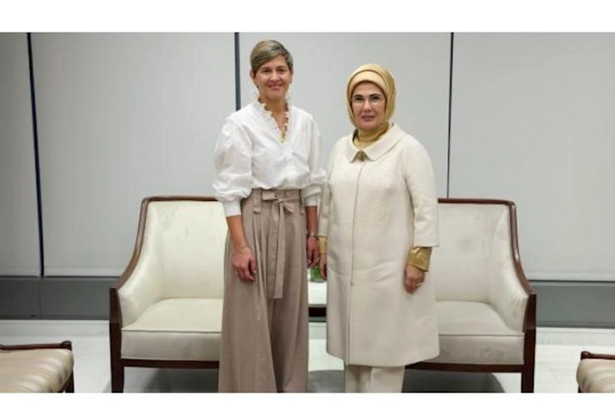 Əminə Ərdoğan Kolumbiya prezidentinin xanımı ilə görüşdü