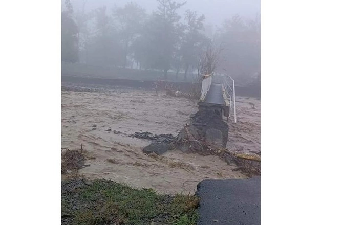 Zaqatalada körpünü sel apardı — FOTO